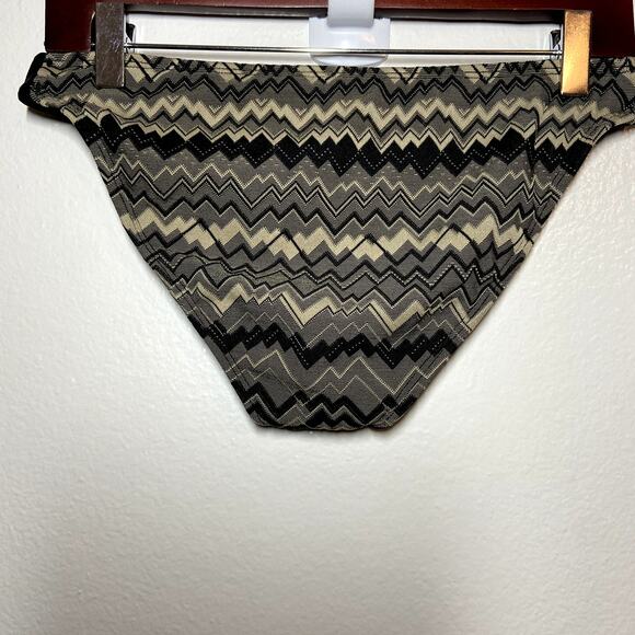 L*SPACE Audrey Sahara Bikini Bottoms Chevron Full Cut Black Beige Medium - Picture 6 of 6